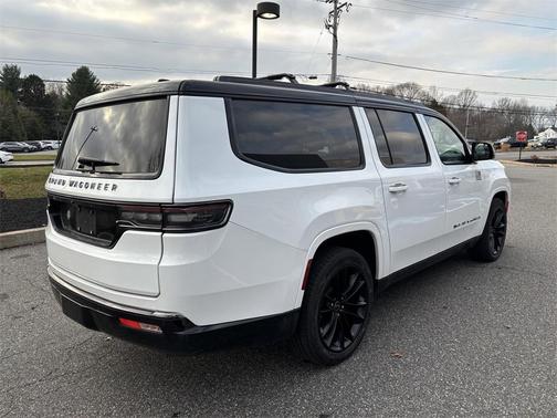 2024 Jeep Grand Wagoneer L Series II 4x4