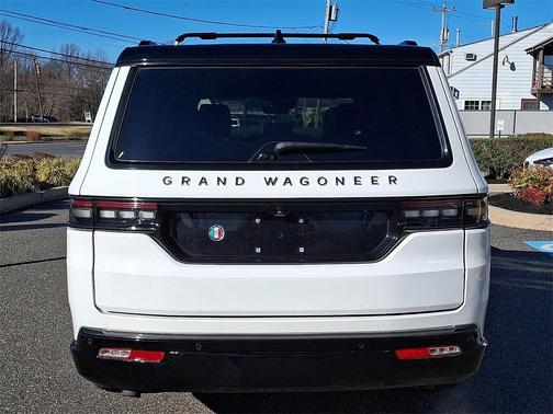 2024 Jeep Grand Wagoneer L Series II 4x4