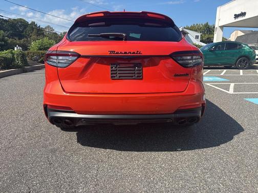 2023 Maserati Levante F Tributo
