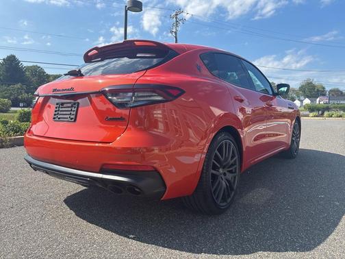 2023 Maserati Levante F Tributo