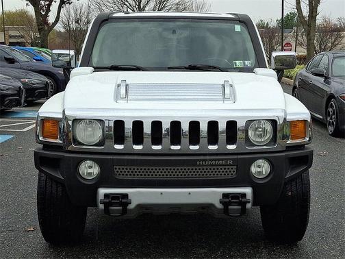 2009 Hummer H3 Base