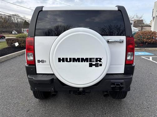 2009 Hummer H3 Base