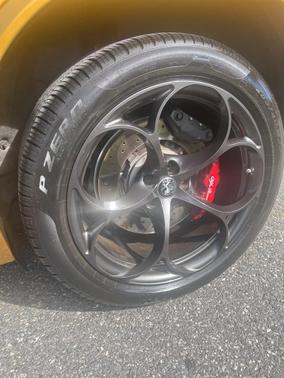 2022 Alfa Romeo Stelvio Quadrifoglio
