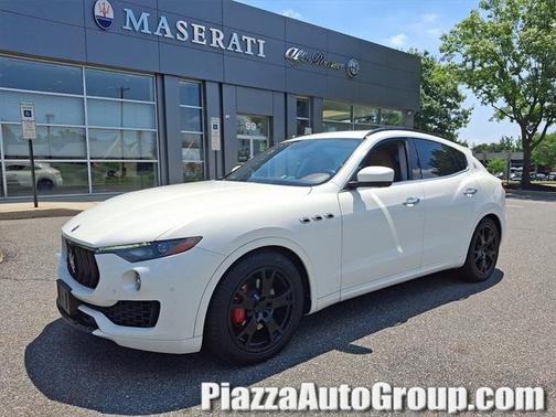 2017 Maserati Levante Base