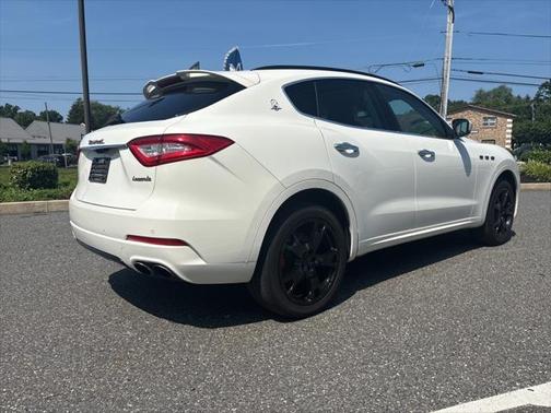 2017 Maserati Levante Base