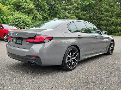 Bernina Grey Amber Effect Metallic 2021 BMW 530 xDrive