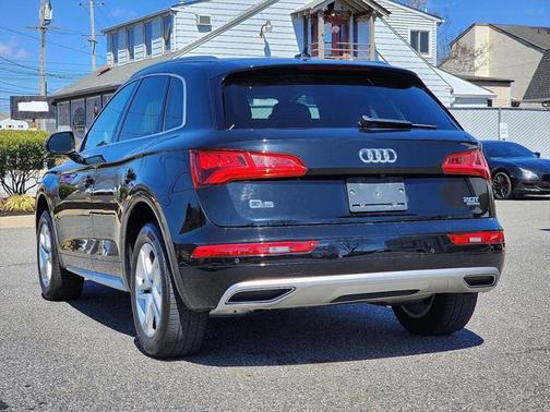 2018 Audi Q5 2.0T Tech Premium