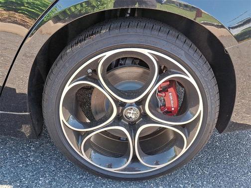 2024 Alfa Romeo Giulia Veloce AWD