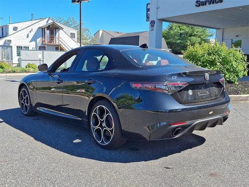 2024 Alfa Romeo Giulia Veloce AWD