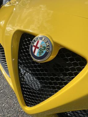 2016 Alfa Romeo 4C Spider Base