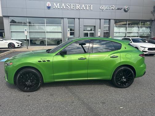 2023 Maserati Levante Modena