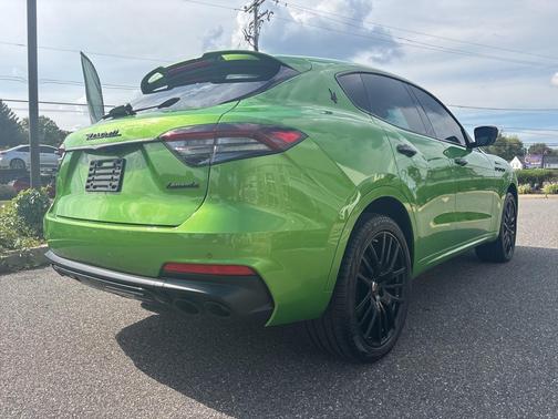 2023 Maserati Levante Modena