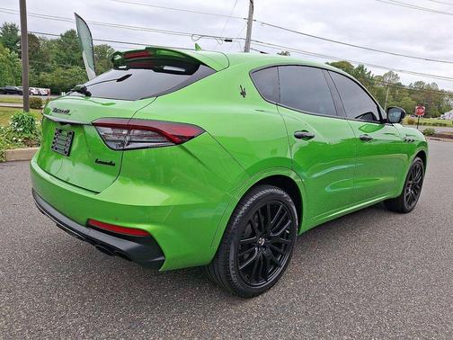 Green 2023 Maserati Levante Modena