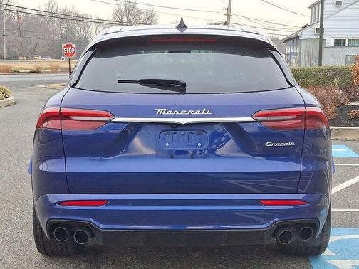 Blue 2023 Maserati Grecale Modena