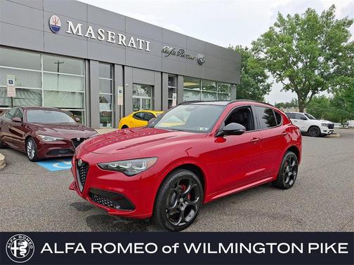 2025 Alfa Romeo Stelvio Ti