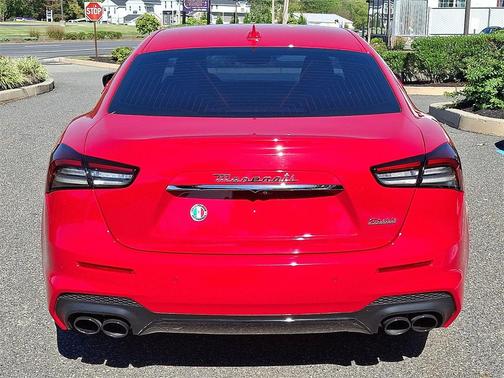 2022 Maserati Ghibli F Tributo