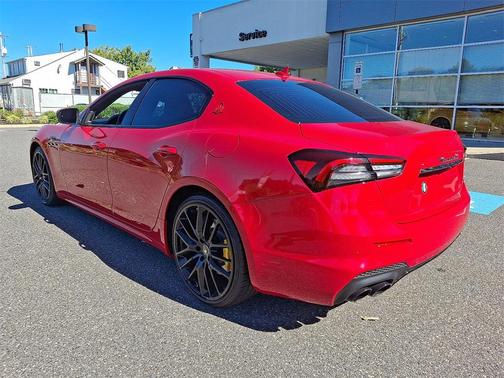 2022 Maserati Ghibli F Tributo
