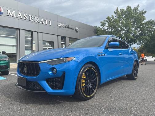 2022 Maserati Levante Tributo