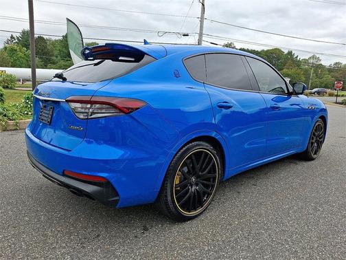 2022 Maserati Levante Tributo