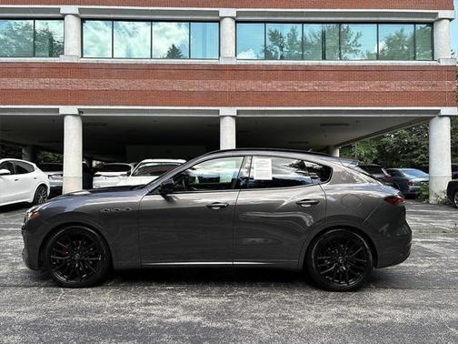 2021 Maserati Levante Base