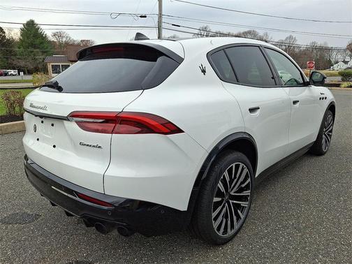 2025 Maserati Grecale Modena