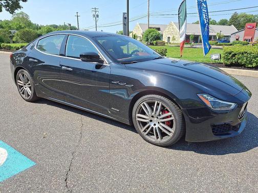 Black 2018 Maserati Ghibli S Q4 GranLusso