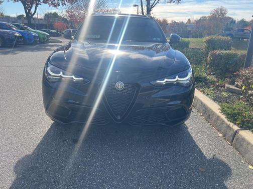 2025 Alfa Romeo Stelvio Sprint AWD