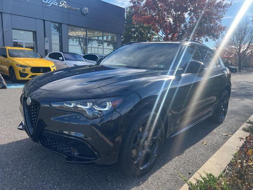 2025 Alfa Romeo Stelvio Sprint AWD