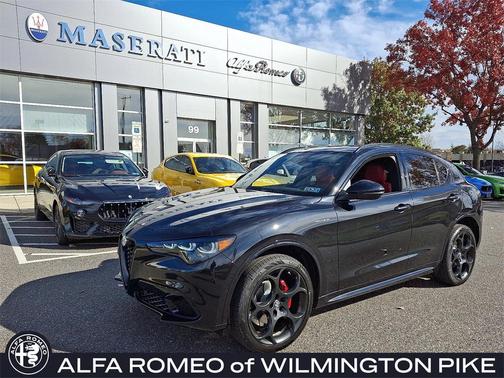 2025 Alfa Romeo Stelvio Sprint AWD