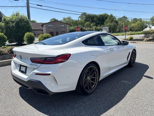 Alpine White 2021 BMW M850 xDrive