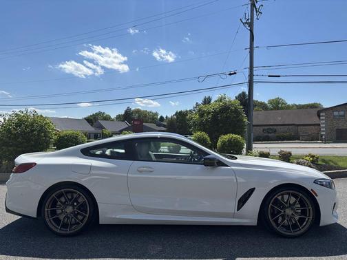 Alpine White 2021 BMW M850 xDrive