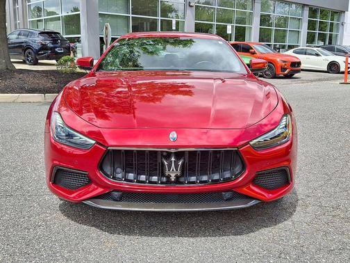 Nero 2021 Maserati Ghibli Trofeo