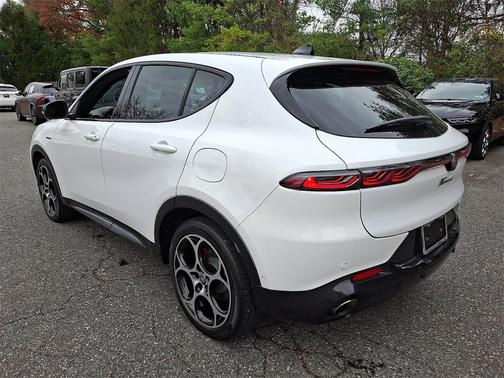 2024 Alfa Romeo Tonale Veloce EAWD