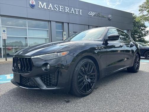 2022 Maserati Levante Modena