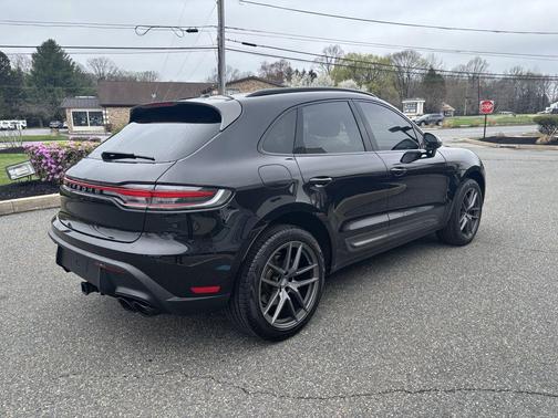 Jet Black Metallic 2024 Porsche Macan T