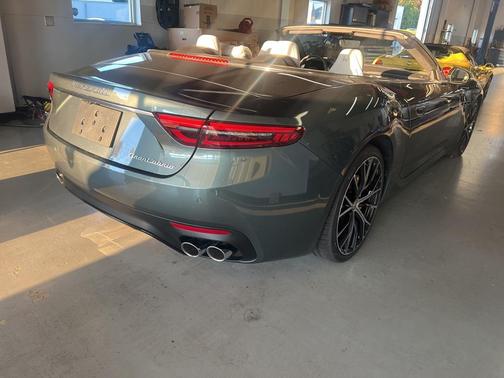 2026 Maserati GranCabrio Base