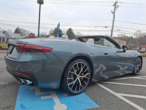 2026 Maserati GranCabrio Base