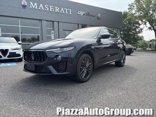 2022 Maserati Levante Modena