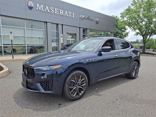 2022 Maserati Levante Modena