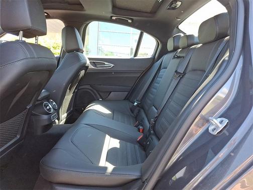 2024 Alfa Romeo Giulia Veloce AWD