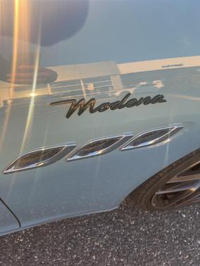 2022 Maserati Quattroporte Modena