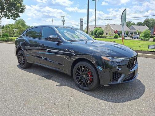 2022 Maserati Levante Modena