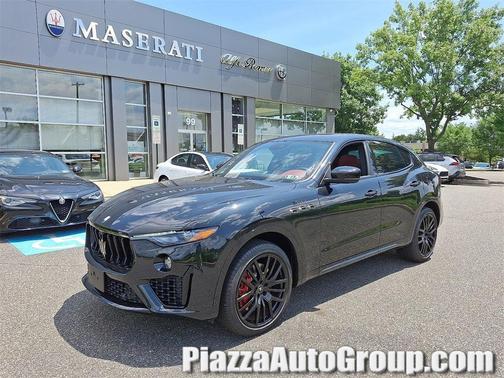 2022 Maserati Levante Modena