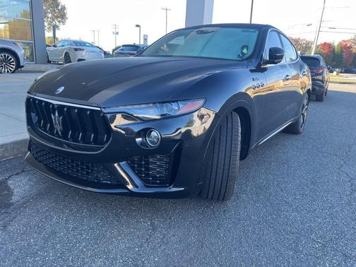 2022 Maserati Levante Modena