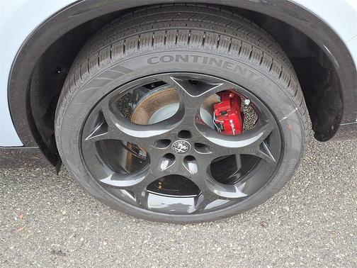 2025 Alfa Romeo Stelvio Sprint AWD