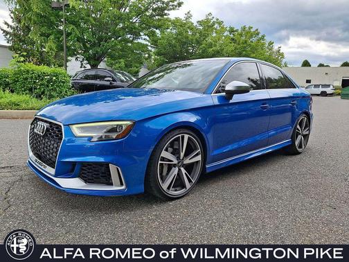 Ara Blue Crystal Effect 2018 Audi RS 3 2.5T