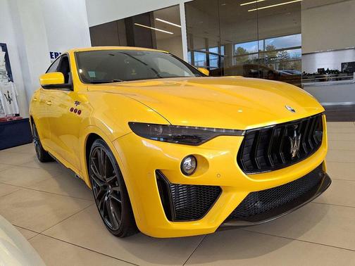 Yellow 2023 Maserati Levante Trofeo