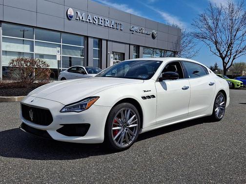 2024 Maserati Quattroporte Modena Ultima Q4