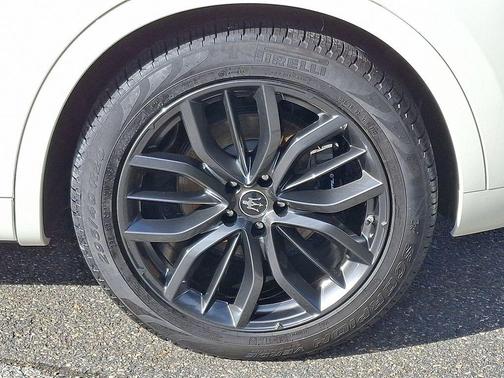 Bianco 2024 Maserati Levante GT Ultima