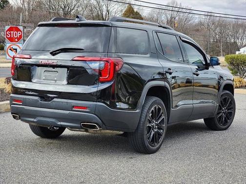 2022 GMC Acadia FWD SLE